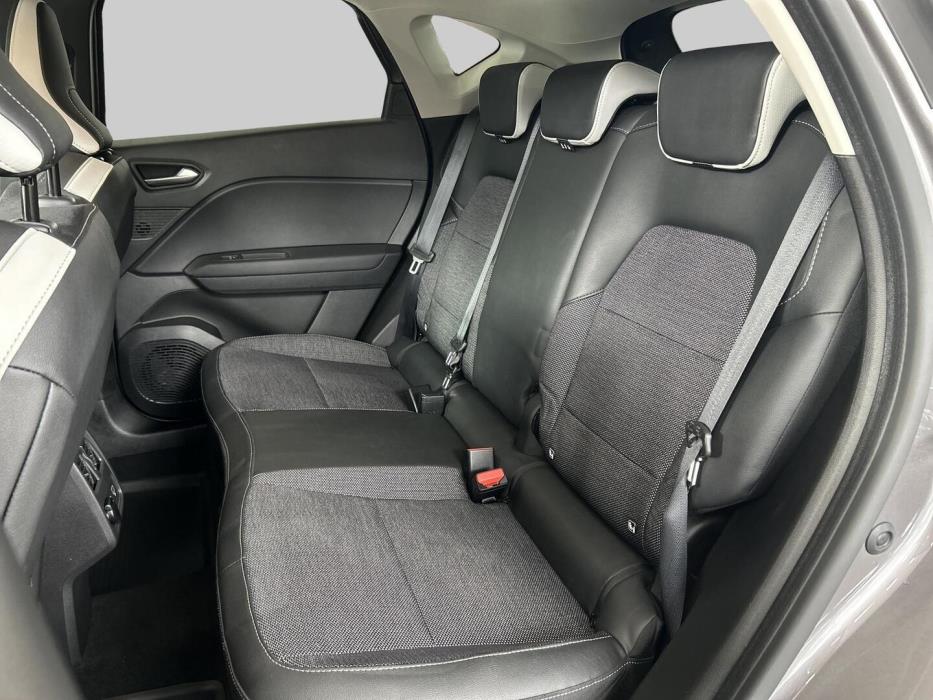 RENAULT Captur 2021