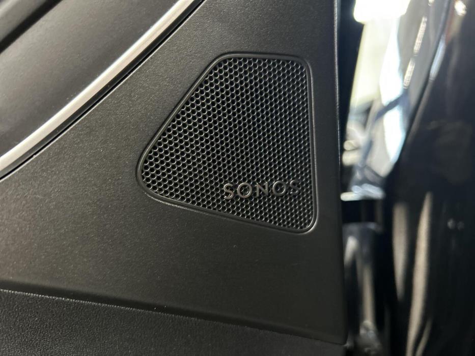 AUDI Q4 e-tron 2024