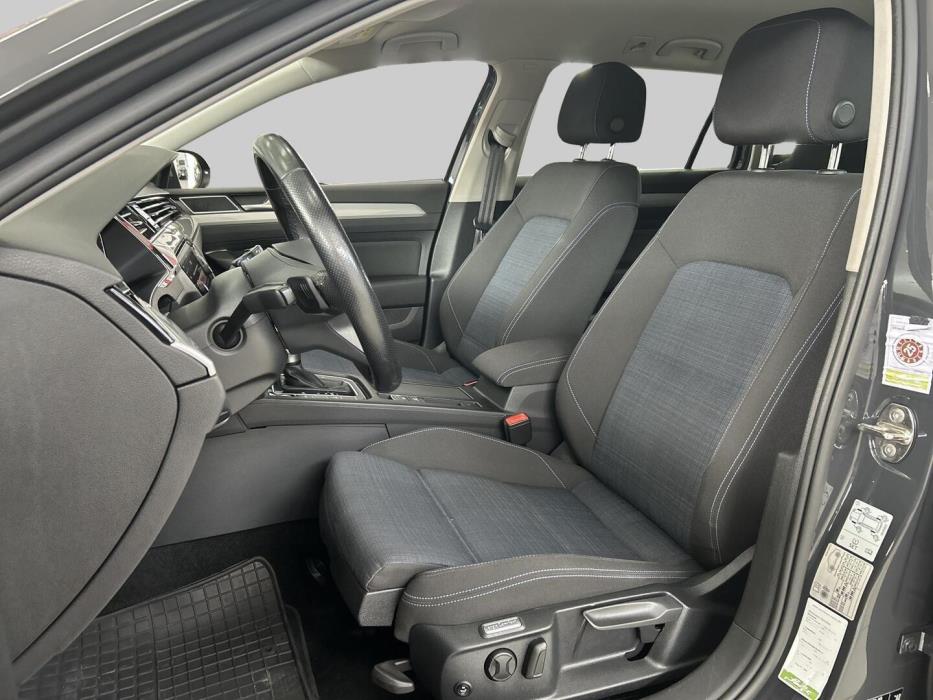 VOLKSWAGEN Passat 2021