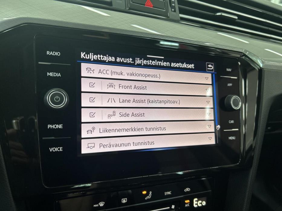 VOLKSWAGEN Passat 2021