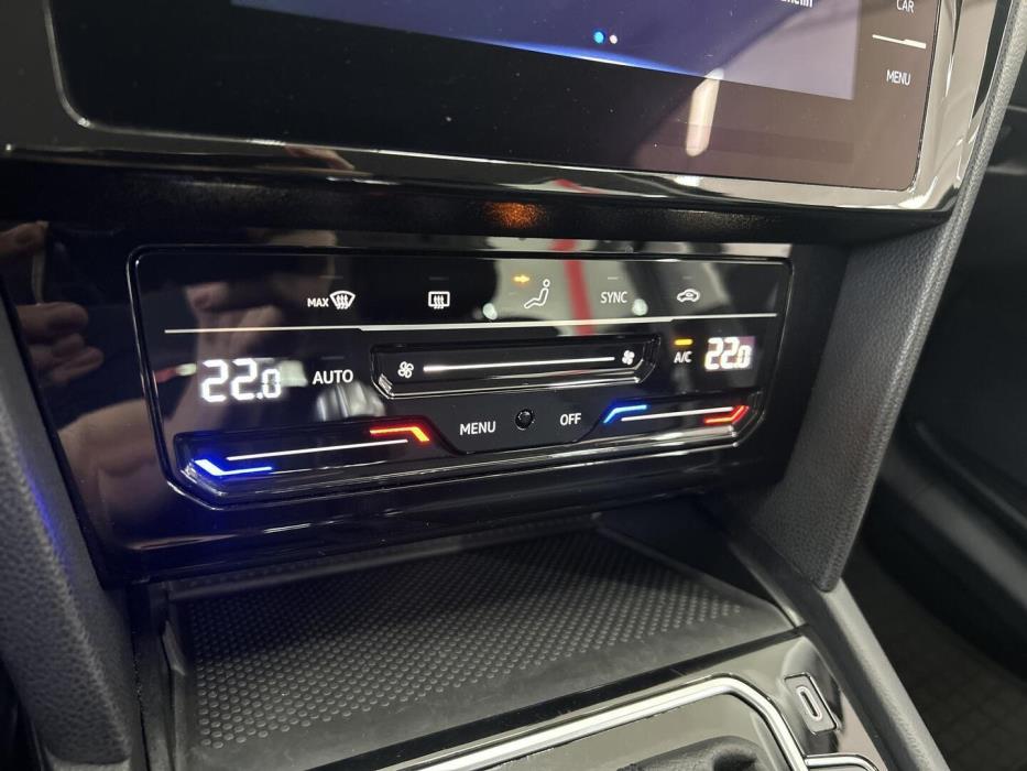 VOLKSWAGEN Passat 2021