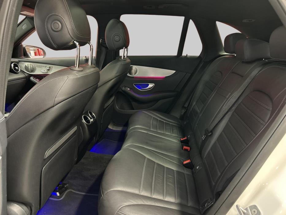 MERCEDES-BENZ GLC 2021