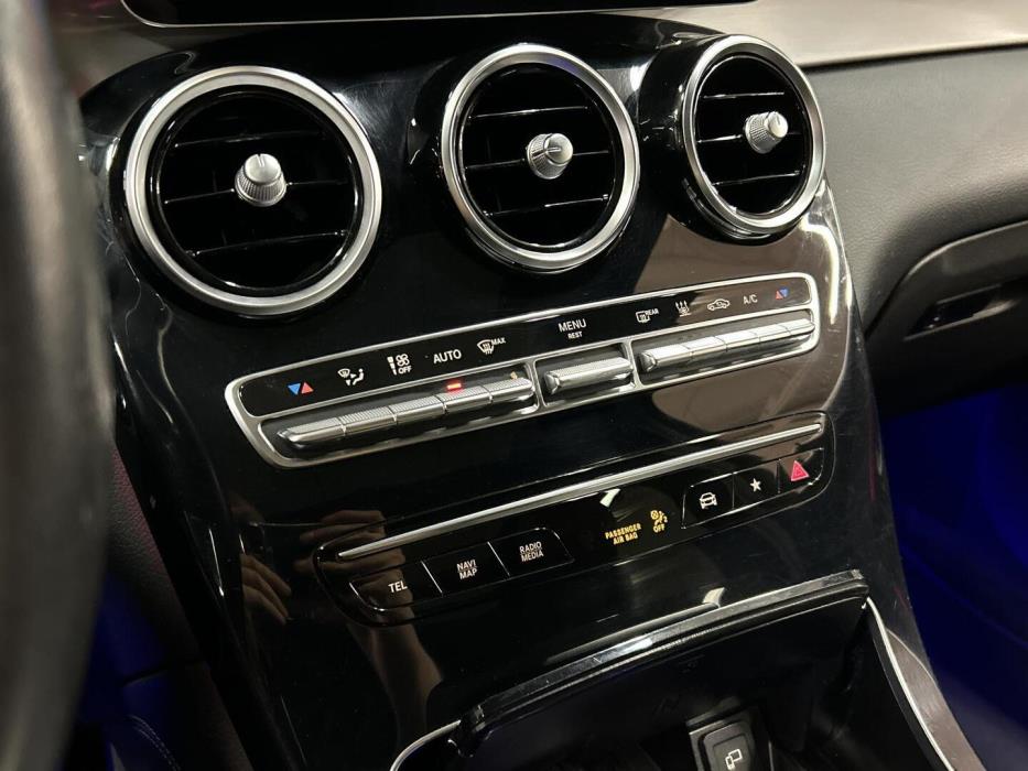 MERCEDES-BENZ GLC 2021