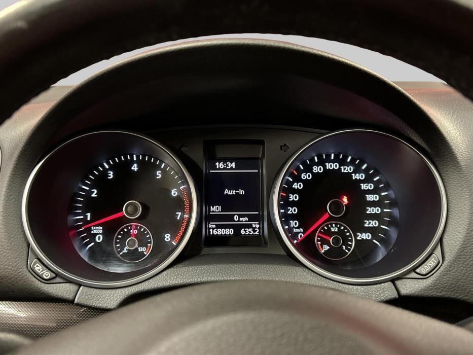 VOLKSWAGEN Golf 2013