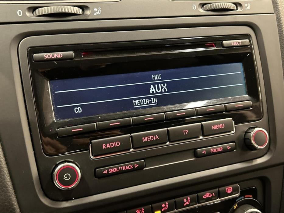 VOLKSWAGEN Golf 2013