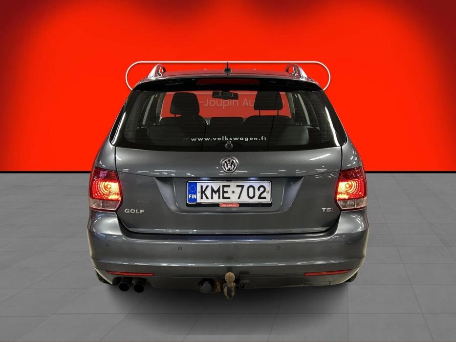 VOLKSWAGEN Golf 2013