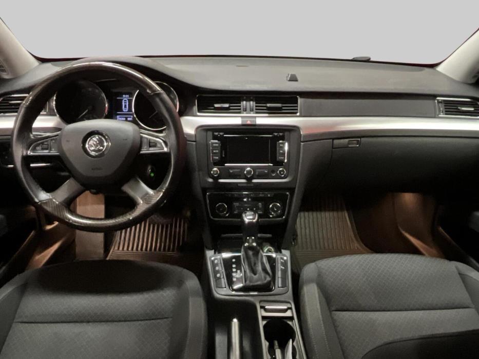SKODA Superb 2015