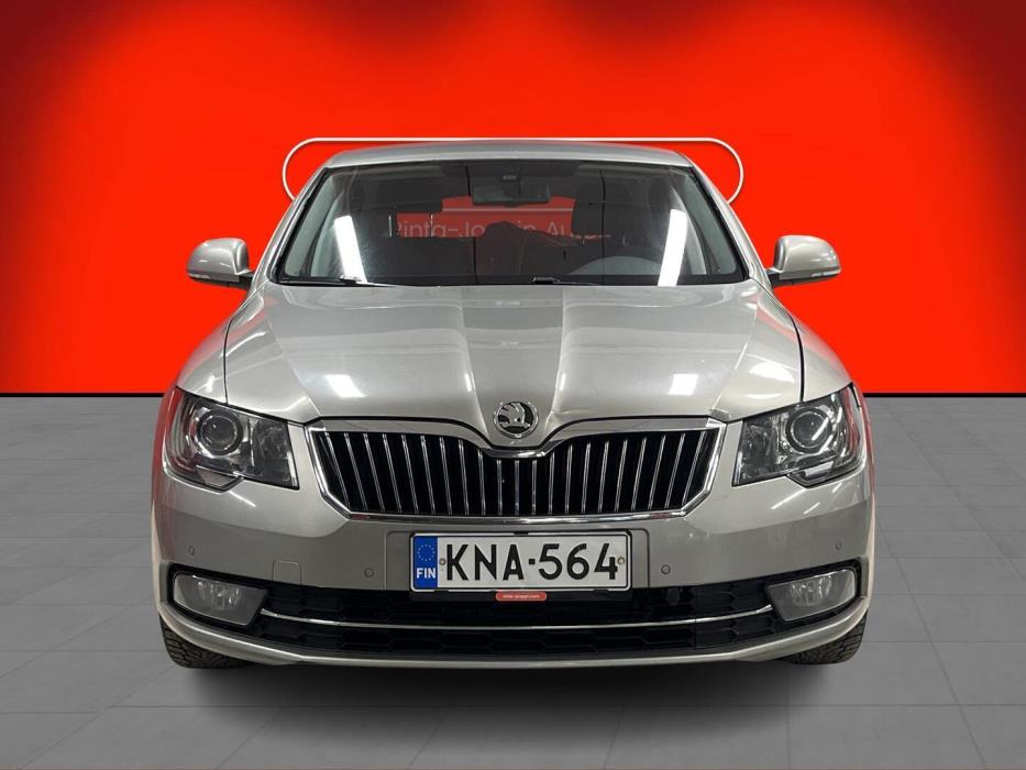 SKODA Superb 2015