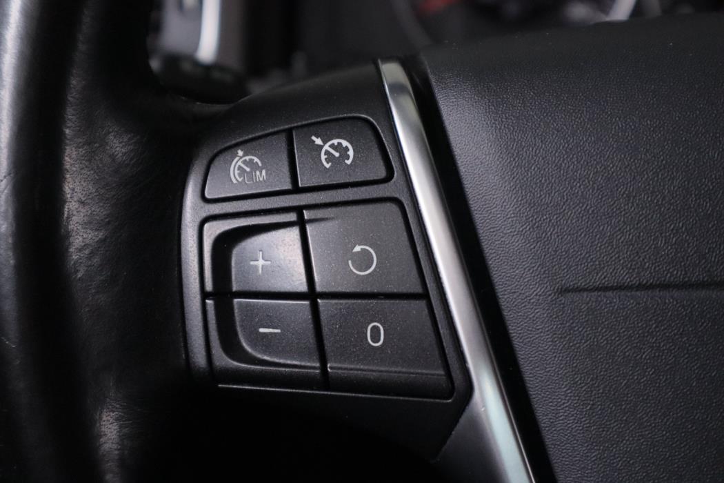 VOLVO V60 2012