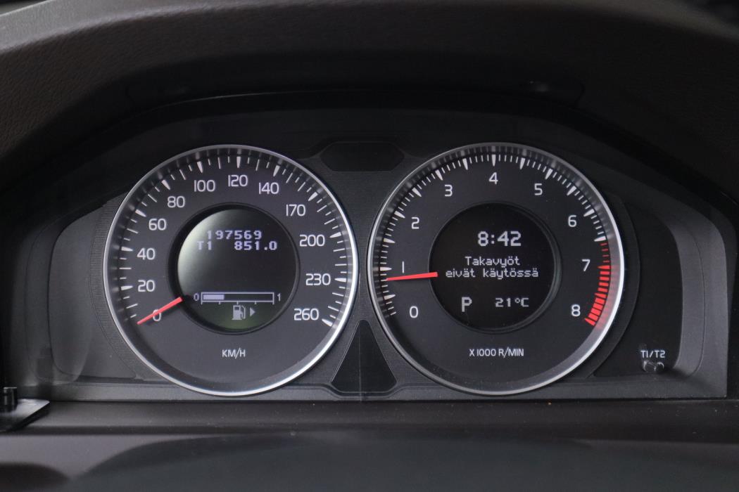 VOLVO V60 2012