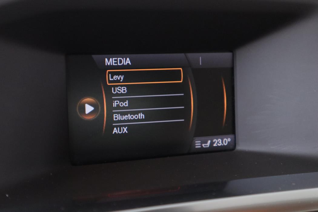 VOLVO V60 2012