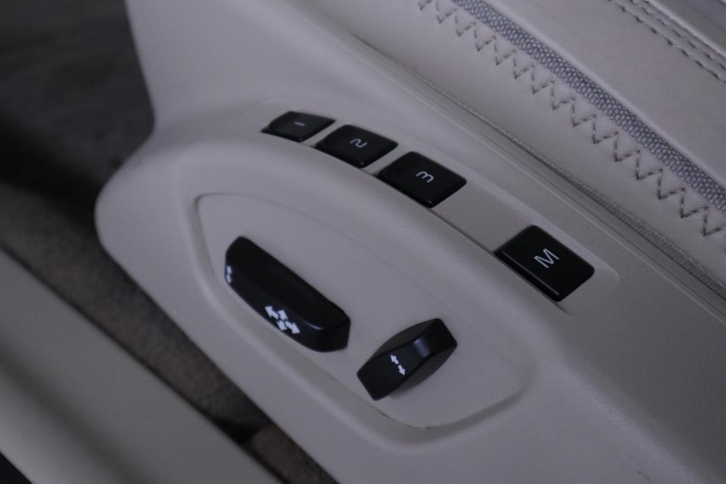 VOLVO V60 2012