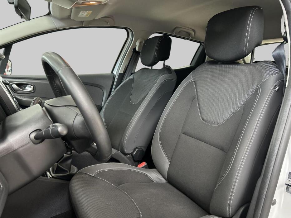 RENAULT Clio 2017