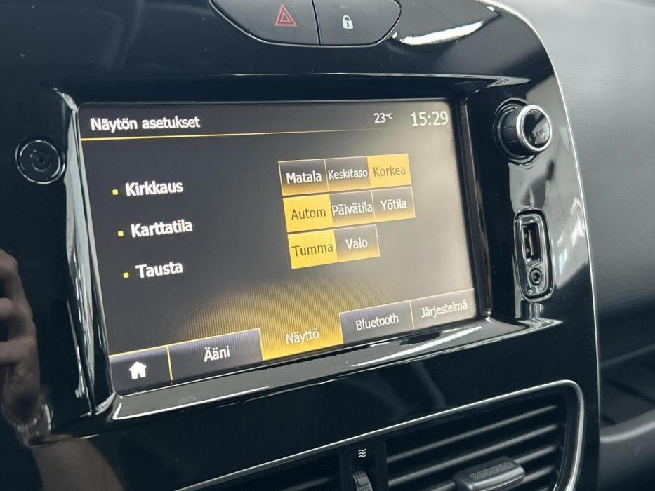 RENAULT Clio 2017