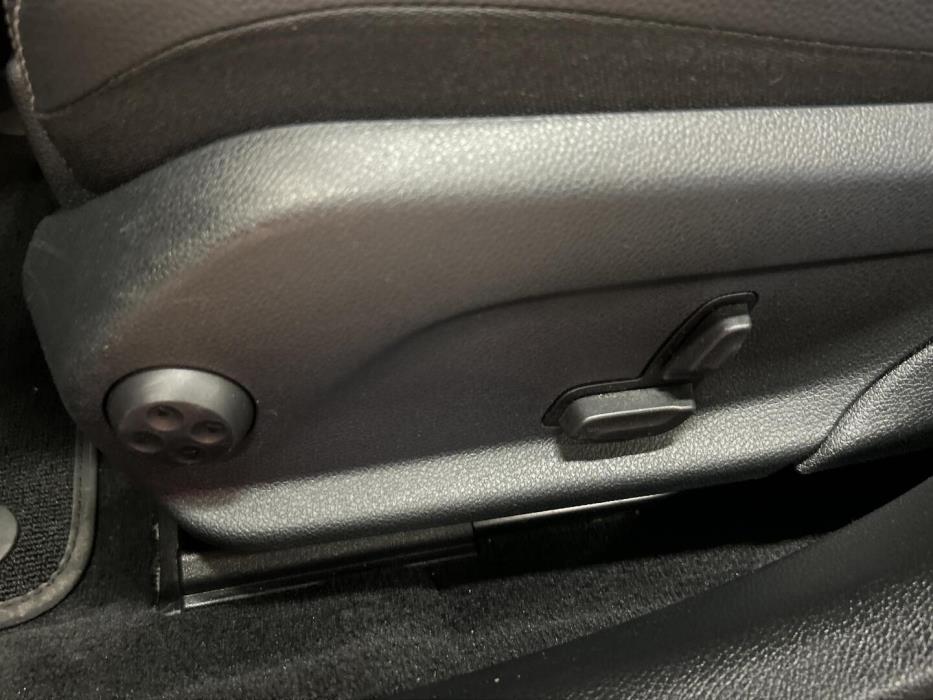 MERCEDES-BENZ C 2019