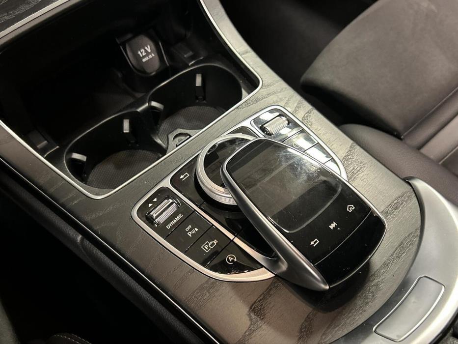 MERCEDES-BENZ C 2019