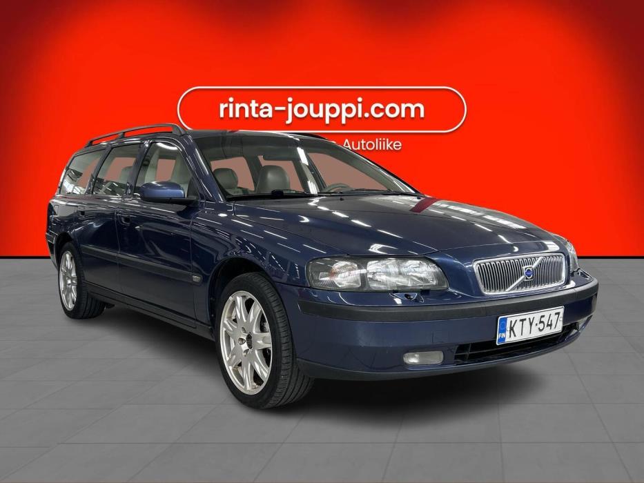 VOLVO V70 2003