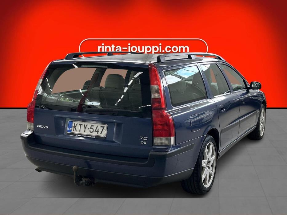 VOLVO V70 2003