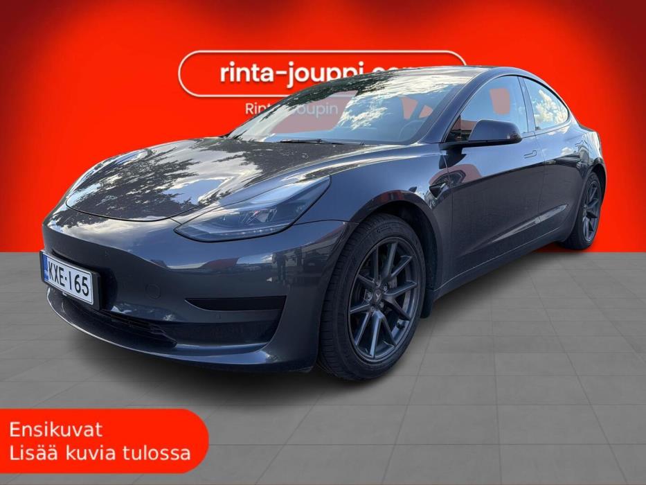 TESLA Model 3 2021