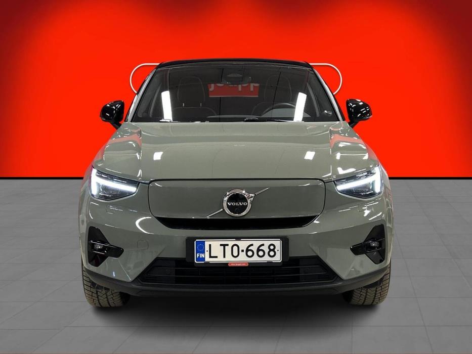 VOLVO C40 2022
