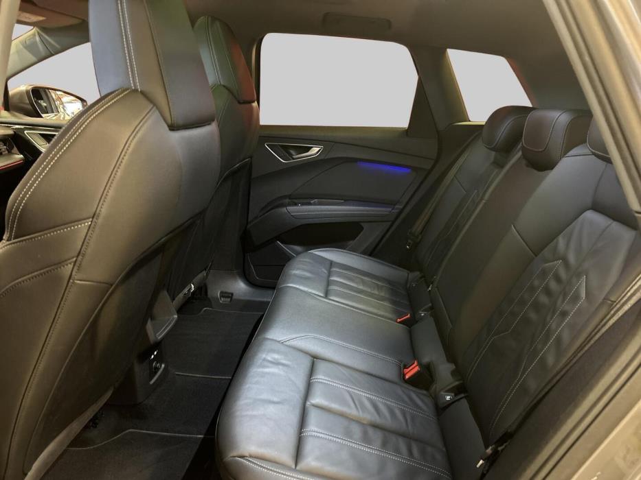AUDI Q4 e-tron 2022