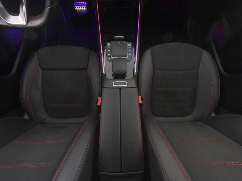 MERCEDES-BENZ EQA 2022