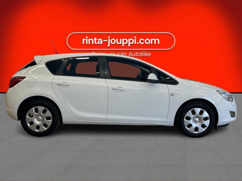 OPEL Astra 2012