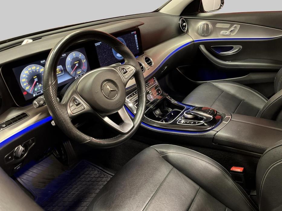 MERCEDES-BENZ E 2017