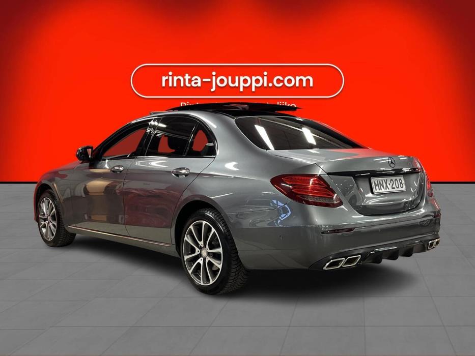 MERCEDES-BENZ E 2017