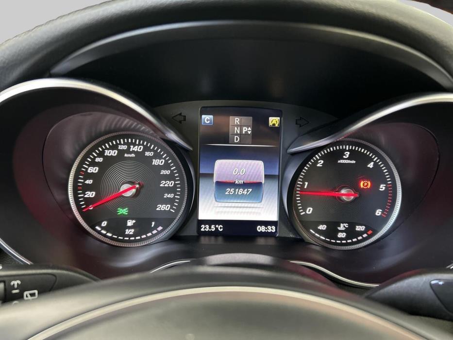 MERCEDES-BENZ C 2016