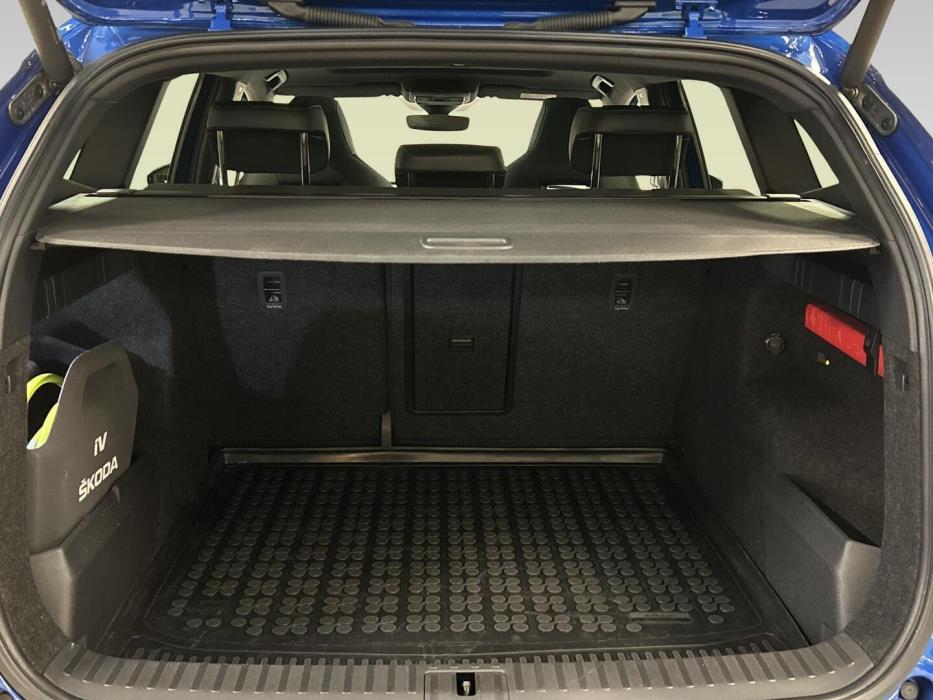 SKODA Enyaq 2023
