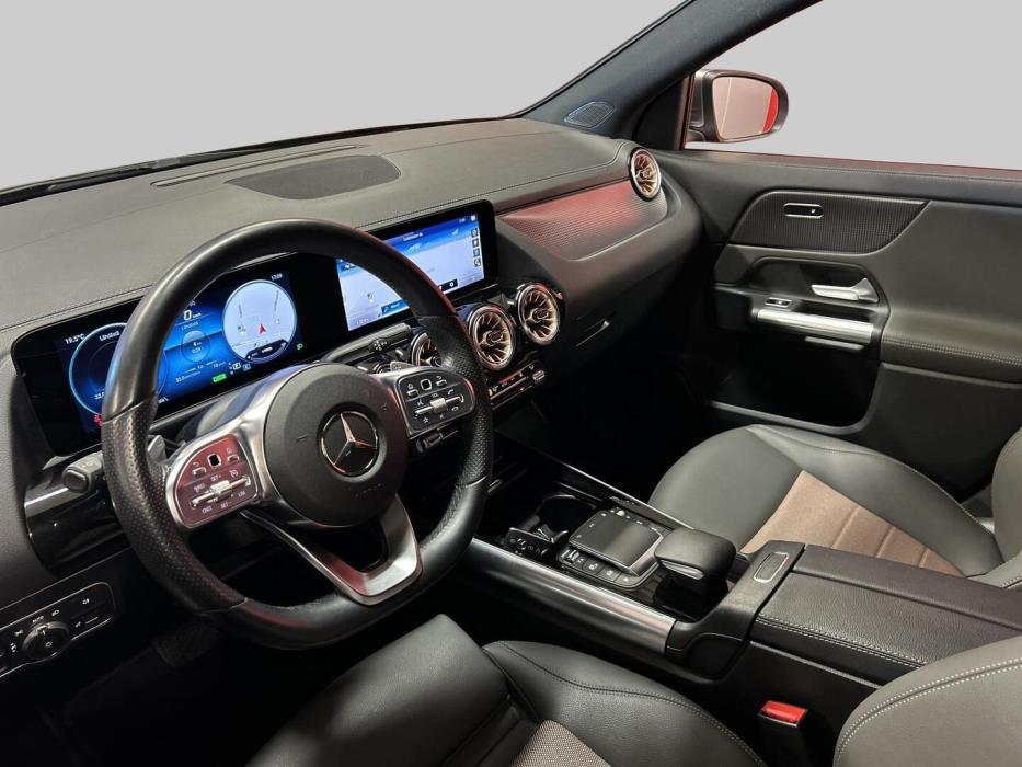MERCEDES-BENZ EQA 2022