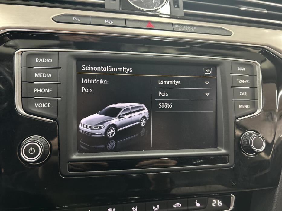 VOLKSWAGEN Passat 2016