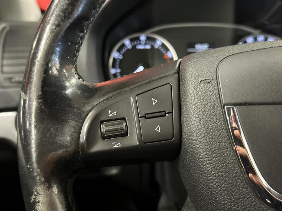 SKODA Octavia 2012