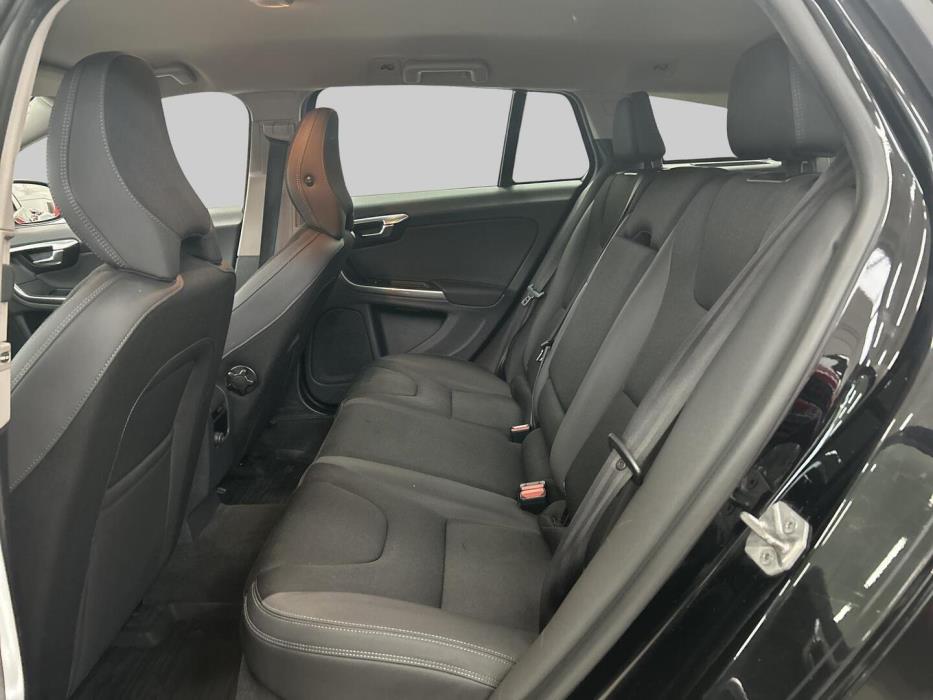 VOLVO V60 2014