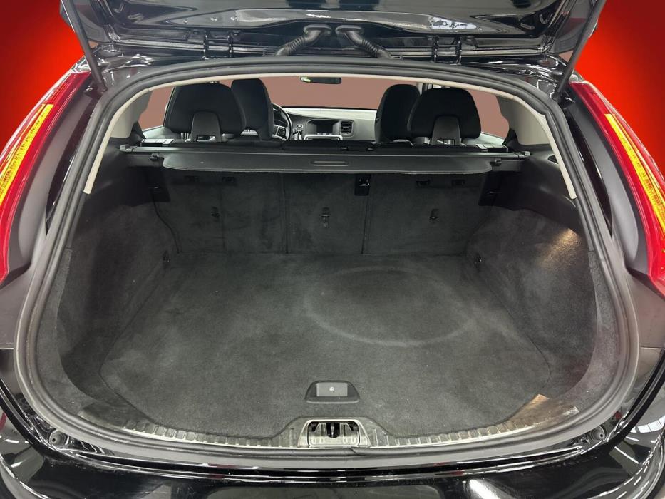 VOLVO V60 2014