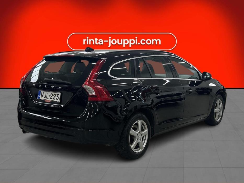 VOLVO V60 2014