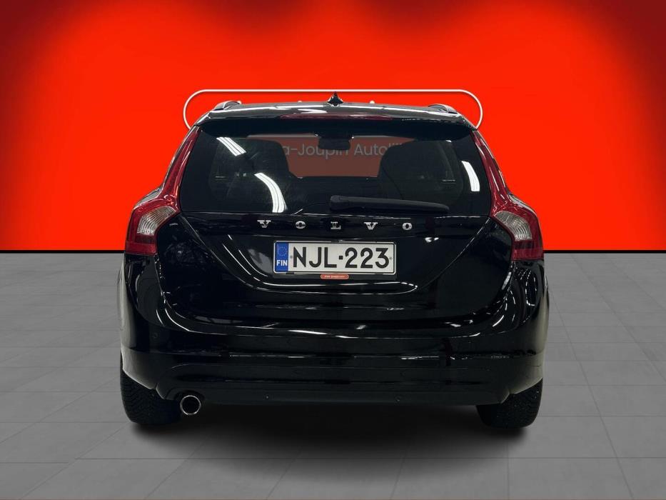 VOLVO V60 2014