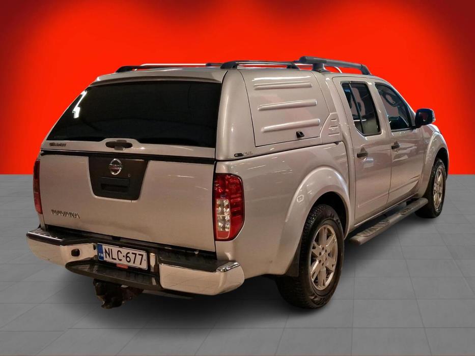 NISSAN Navara 2012