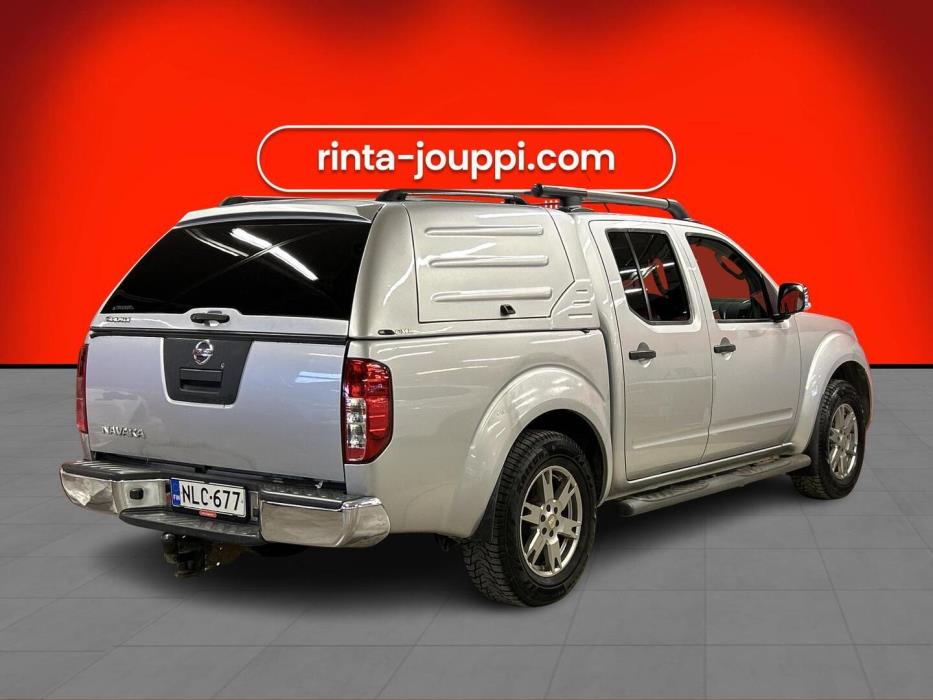 NISSAN Navara 2012