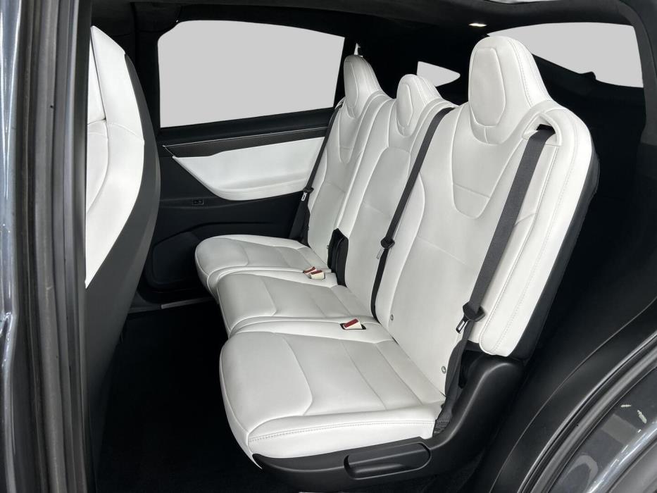 TESLA Model X 2017