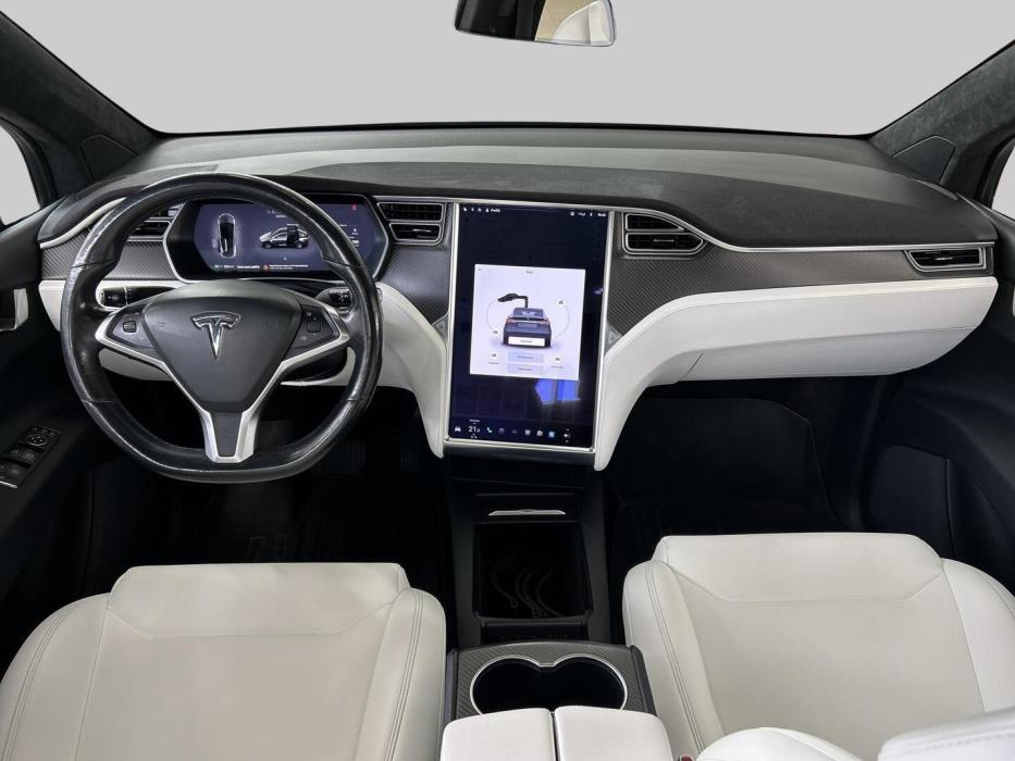 TESLA Model X 2017
