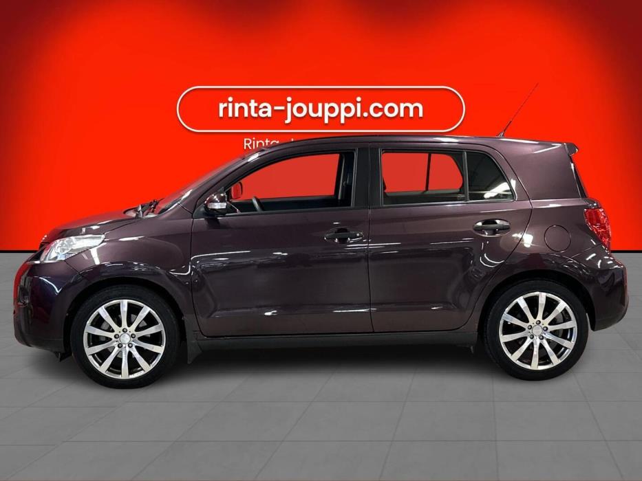 TOYOTA Urban Cruiser 2010