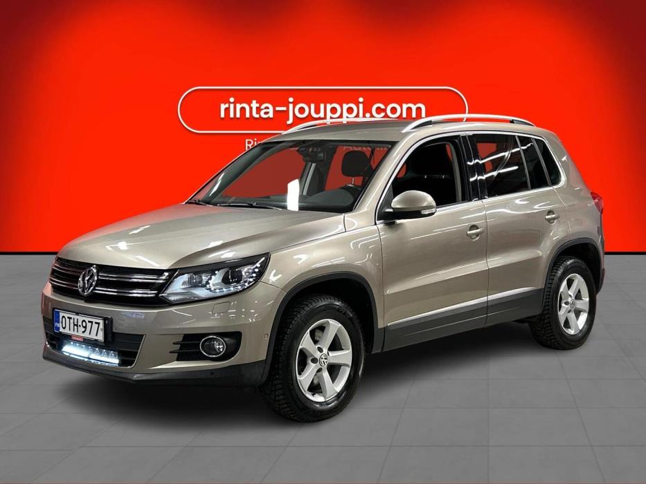 VOLKSWAGEN Tiguan 2012