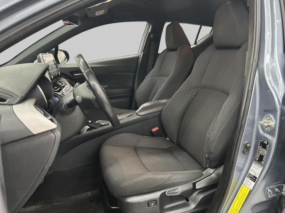TOYOTA C-HR 2020