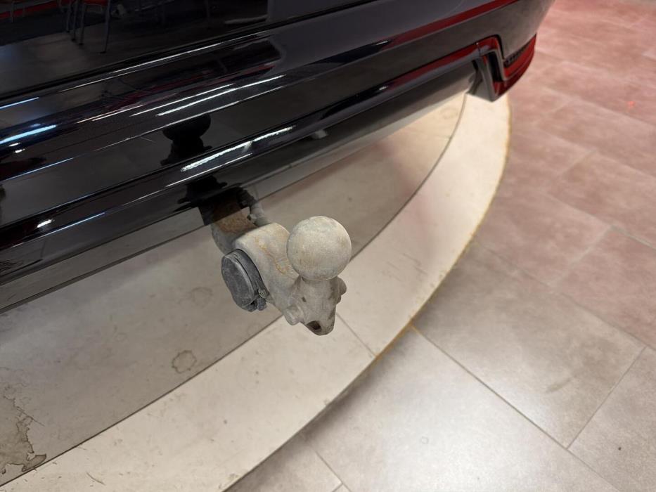 VOLVO XC60 2024