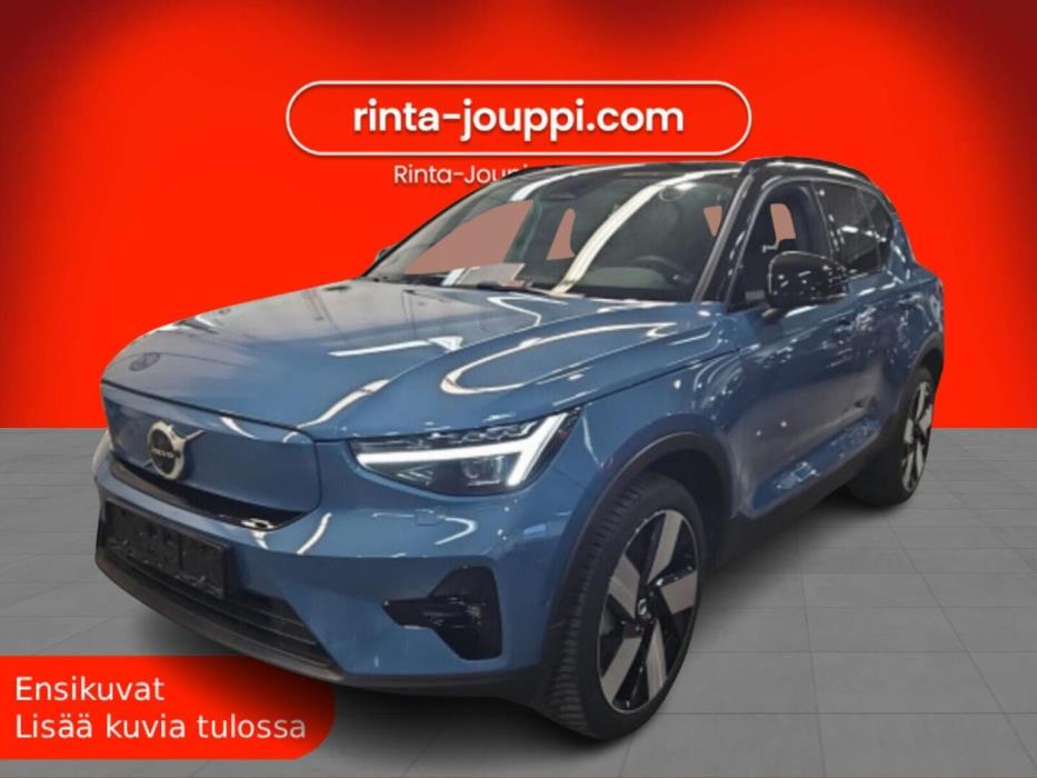 VOLVO XC40 2024