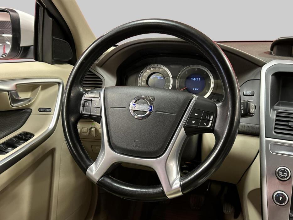 VOLVO XC60 2010