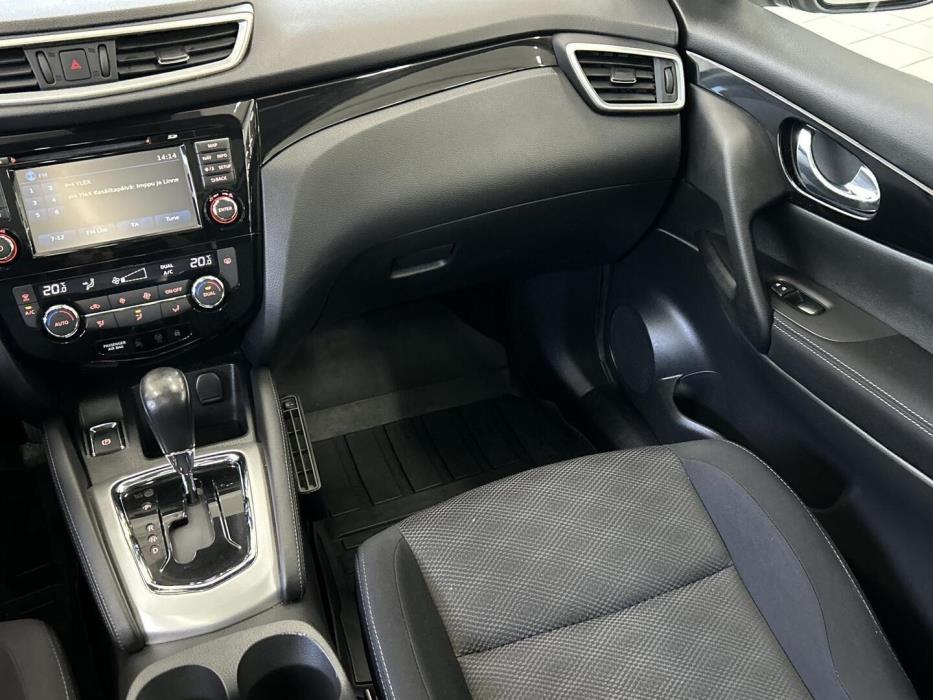 NISSAN Qashqai 2016