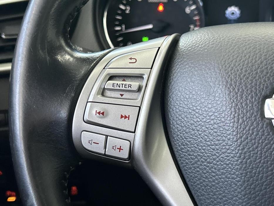 NISSAN Qashqai 2016